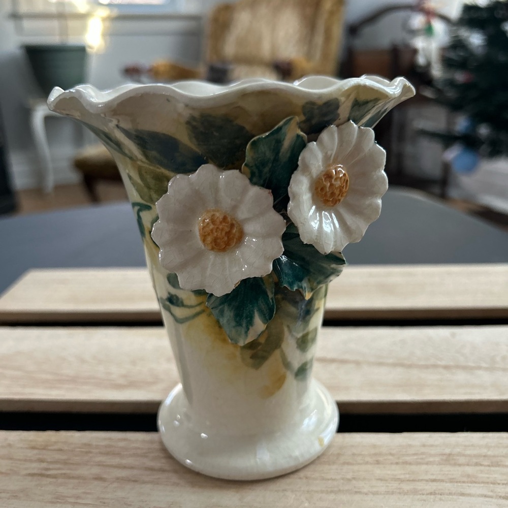 Floral Ceramic Vase with White Flowers - Picture 3 of 5